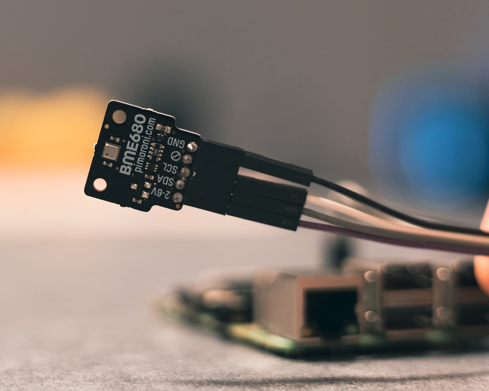 A Real-Time Water Tank Level 💧 System with Push Notifications 🔔